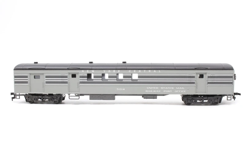 AHM 6403-CE HO Scale Smooth Side RPO New York Central 20th - NOS 4 AHM 6403-CE HO Scale Smooth Side RPO New York Central 20th - NOS - Image 2