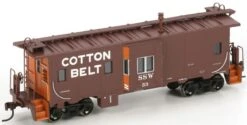 Athearn 74734 HO Scale Bay Window Caboose Cotton Belt SSW 53 - NOS