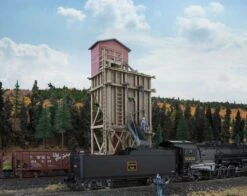 Walthers Cornerstone 933-4202HO Scale Small Wood Coaling Station Kit